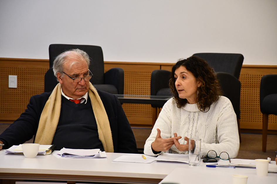Director de la INDDHH, Juan Miguel Petit, junto a Mariana Risso del área de Salud Mental Director de la INDDHH, Juan Miguel Petit, junto a Mariana Risso del área de Salud Mental