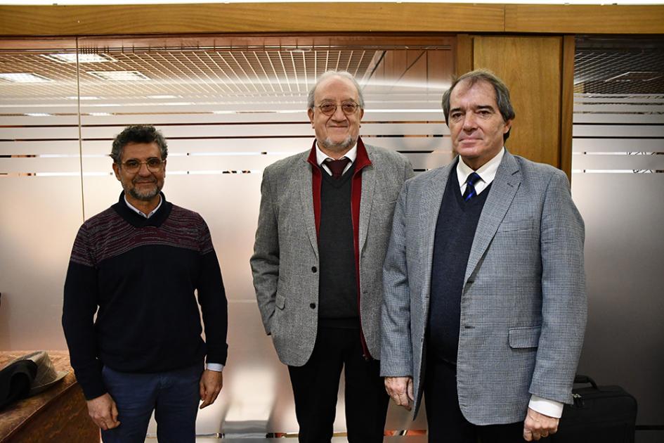 Directores Legnani e Israel con el responsable de la U. de Población en Sit. Discapacidad Da Cunha Directores Legnani e Israel con el responsable de la U. de Población en Sit. Discapacidad Da Cunha