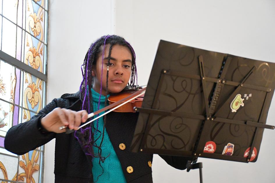 violinista Valentina Loriente violinista Valentina Loriente