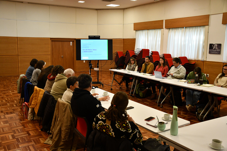 taller para organizaciones sociales que trabajan con infancias y adolescencias. taller para organizaciones sociales que trabajan con infancias y adolescencias