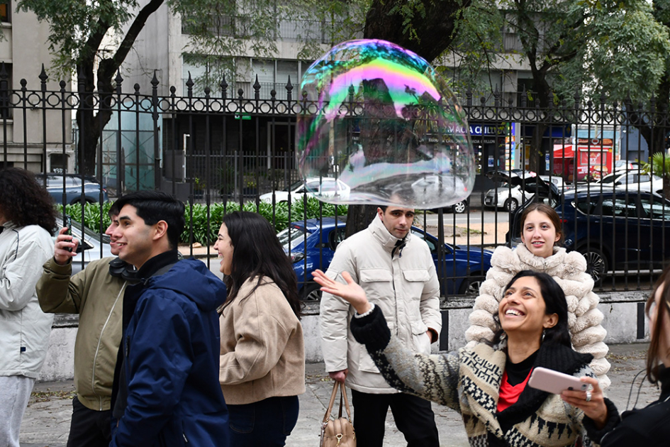 Circo Social en la bienvenida de la jornada Circo Social en la bienvenida de la jornada