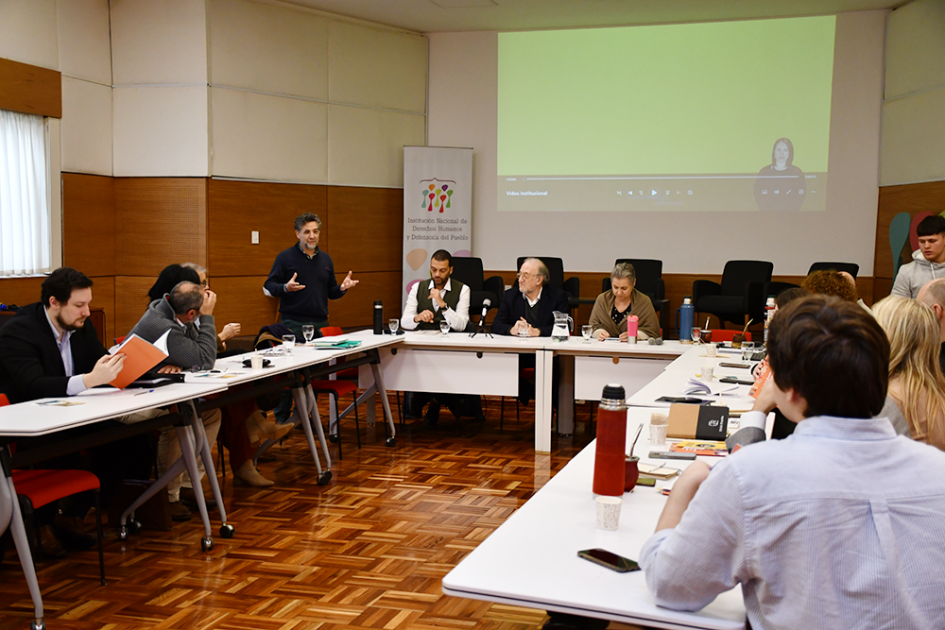 Presentación sobre derechos de población en situación de discapacidad Presentación sobre derechos de población en situación de discapacidad