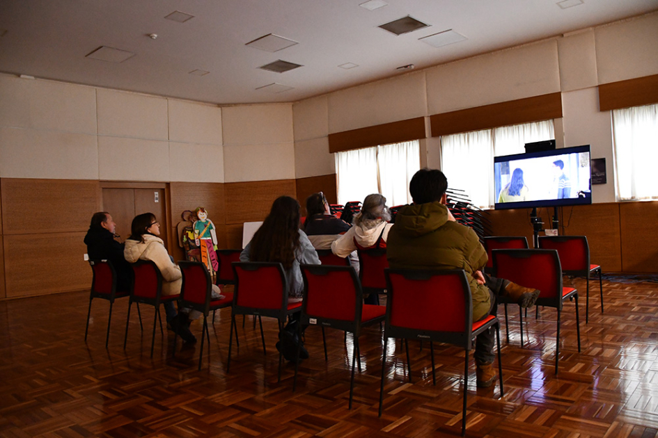 Proyección de documentales de la INDDHH