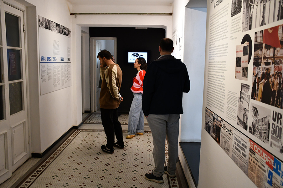 Visitantes en el Sitio de Memoria ex SID