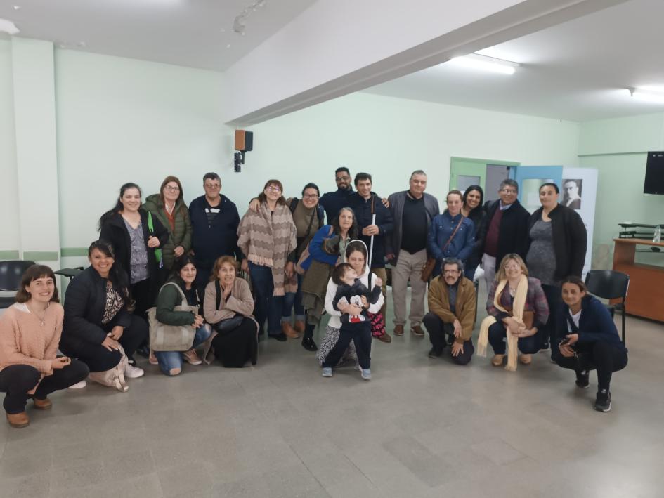 Actividad con adultas/os referentes de personas en situación de discapacidad Actividad con adultas/os referentes de personas en situación de discapacidad
