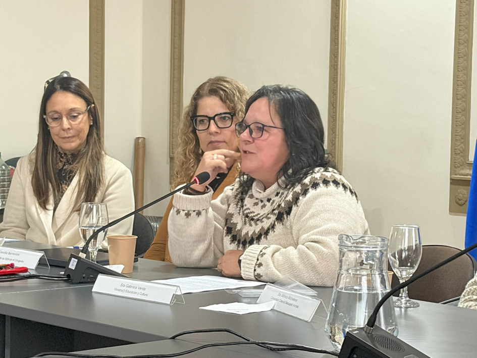Gabriela Verde, subsecretaria del MEC Gabriela Verde, subsecretaria del MEC