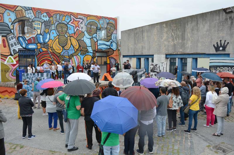 Imagen púbico en la plaza