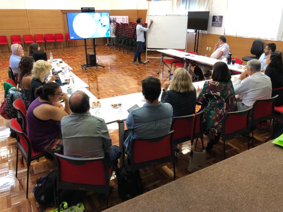 Visita de expertos italianos en el salón de actos Visita de expertos italianos en el salón de actos