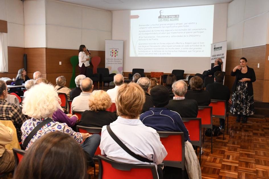 Público en el "Ayuno para el diálogo: una opción por los derechos humanos"