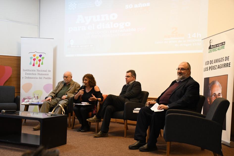 Expositores evento "Ayuno para el diálogo: una opción por los derechos humanos" Expositores evento "Ayuno para el diálogo: una opción por los derechos humanos"