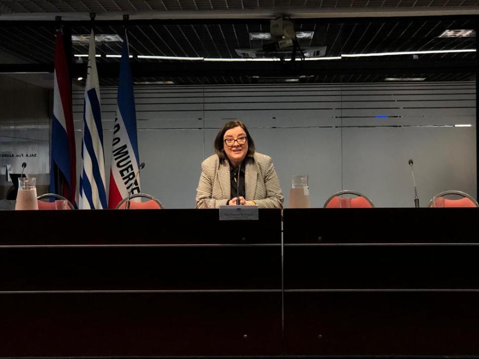 Directora Carmen Rodríguez en el evento