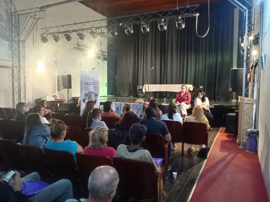 Visita de la Unidad de Migración al Chuy Visita de la Unidad de Migración al Chuy