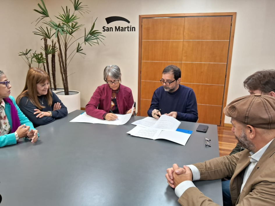 Firma de convenio con Municipalidad de San Martín