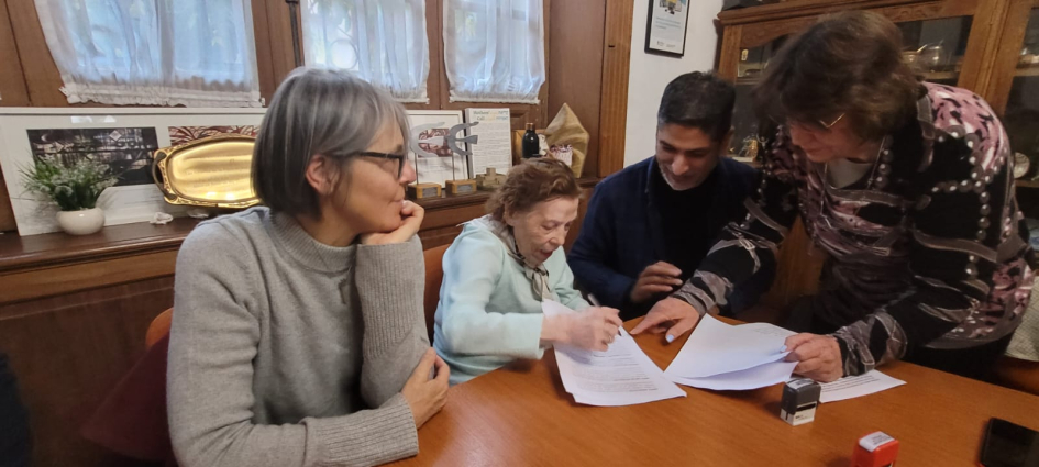 Firma de convenio con Abuelas de Plaza de Mayo