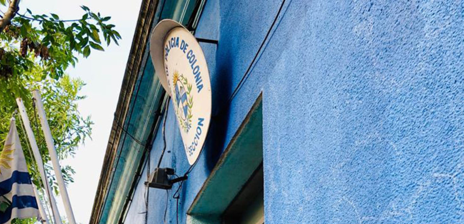 Seccional de Policia de Carmelo. Fotografía: Martín Varela, 2025. Fachada de la Seccional de Policia de Carmelo.