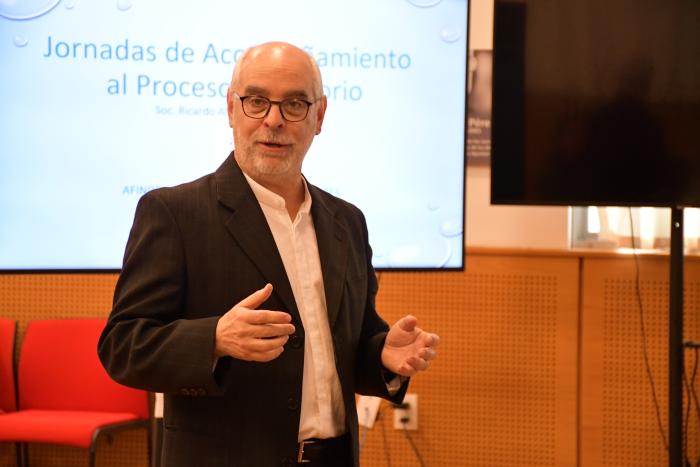 Ricardo Alberti, expositor en la charla