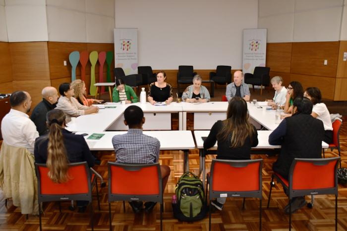 Mesa de trabajo de la Unidad de Migración Mesa de trabajo de la Unidad de Migración