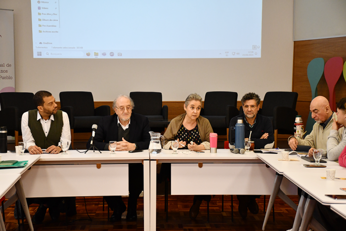 Jimena Fernández y Marcos Israel, junto a Óscar Rorra y Heber Da Cunha (INDDHH), Juan Meré (UNFPA) 
