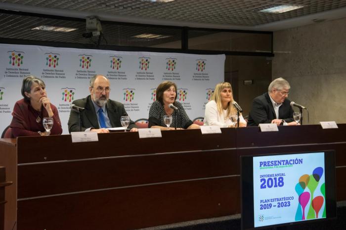 Directores durante la presentación del Informe Anual Directores de la INDDHH