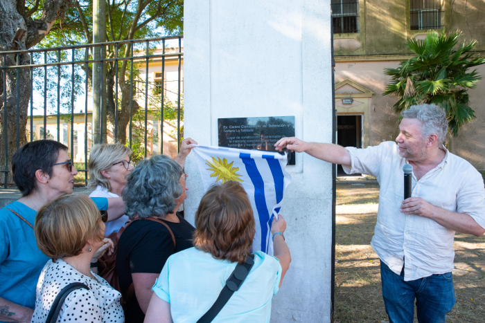 Inauguración de placa de Sitio de Memoria en La Tablada. Fotografía: Pablo Nogueira, 2022.