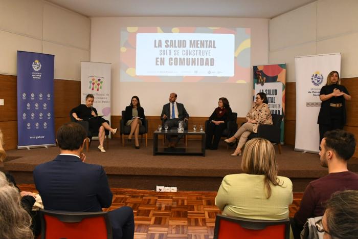 Panel de apertura con autoridades de INDDHH, Salud Pública, MIDES y Centro Sur Palermo