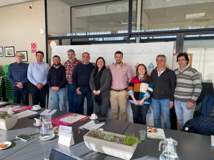Mesa Ejecutiva del Plenario de Municipios junto a la directora de la INDDHH Carmen Rodríguez Mesa Ejecutiva del Plenario de Municipios junto a la directora de la INDDHH Carmen Rodríguez