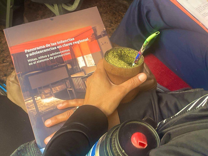 Portada del informe “Panorama de las infancias y adolescencias"