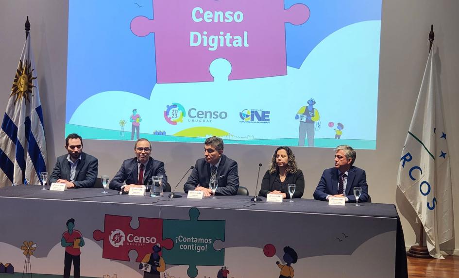 Conferencia de prensa sobre el censo digital