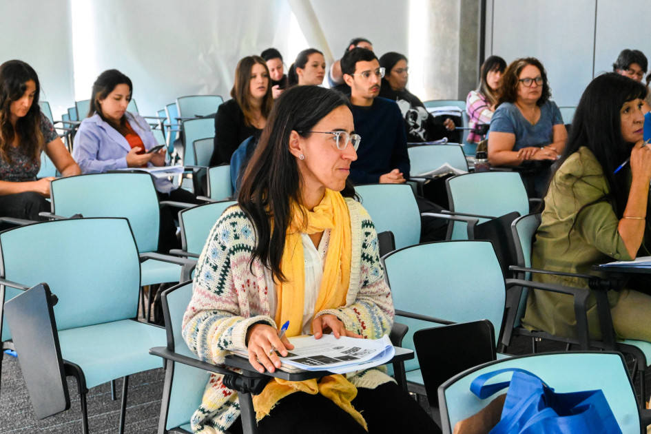 Encuestadore/as en capacitación