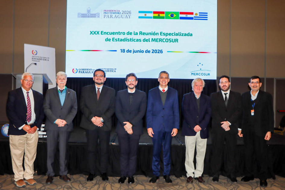 Autoridades en la Reunión Especializada de Estadísticas del MERCOSUR Autoridades en la Reunión Especializada de Estadísticas del MERCOSUR
