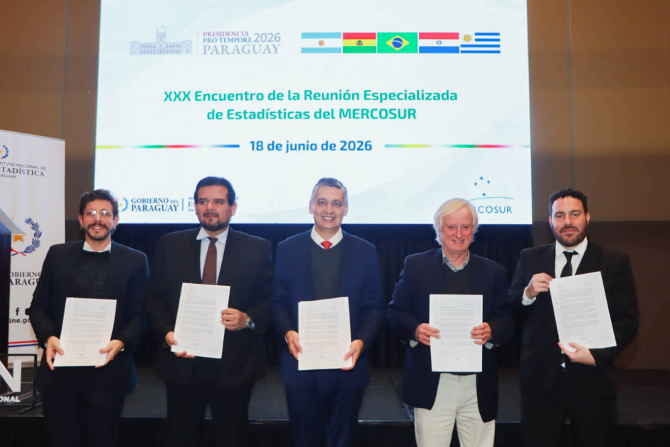 Representantes en la Reunión Especializada de Estadísticas del MERCOSUR Representantes en la Reunión Especializada de Estadísticas del MERCOSUR