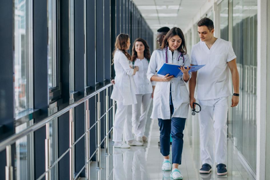 Mujeres en la salud imagen equipo de salud femenino