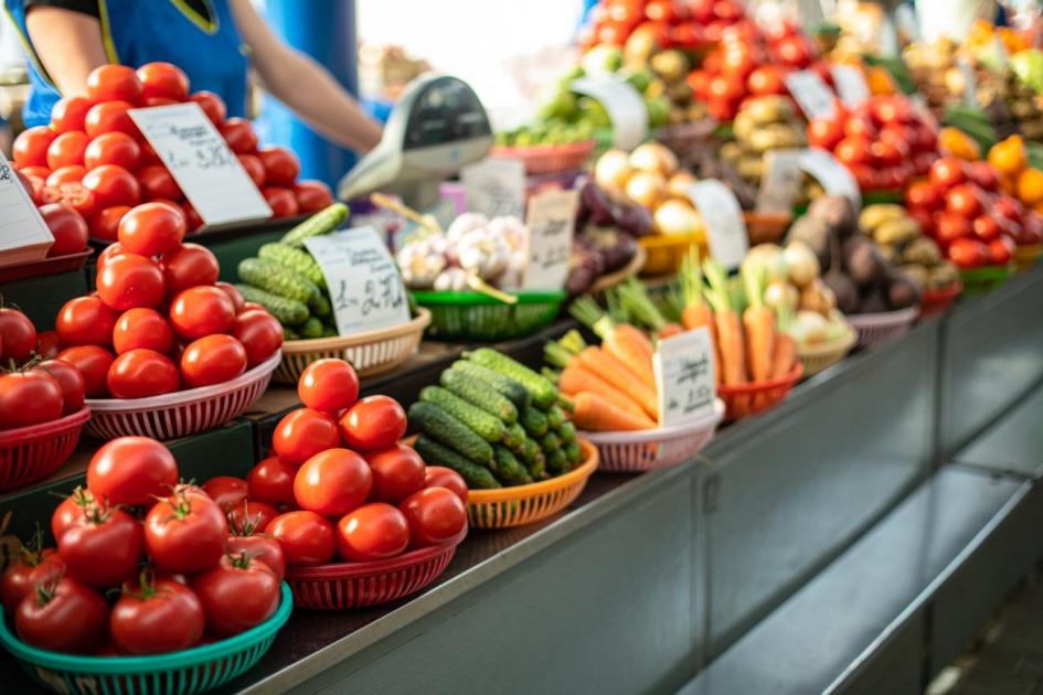 Verduras en góndolas