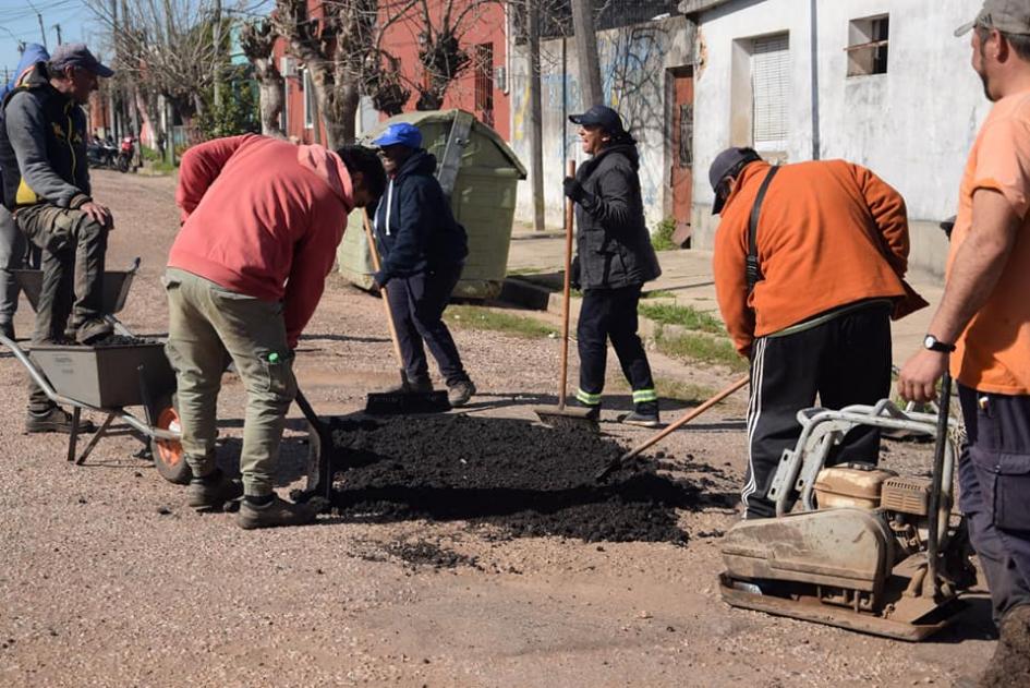 CUADRILLAS DE BACHEO CUADRILLAS DE BACHEO
