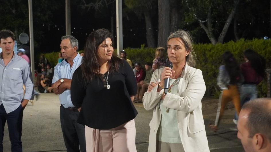 Cabildo abierto en Tupambaé.