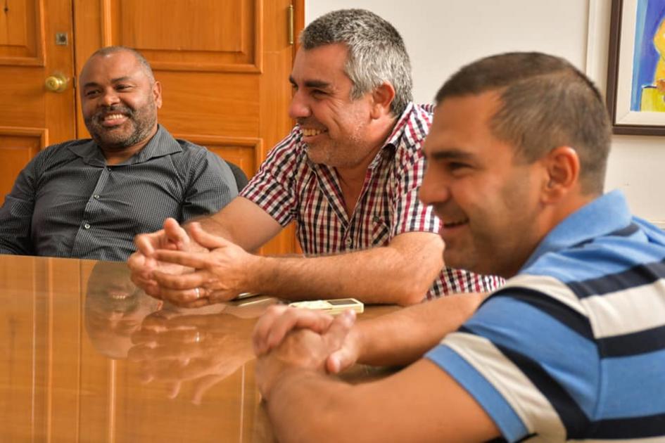 Fortaleciendo los lazos Fortaleciendo los lazos