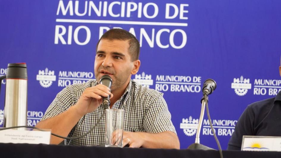 Intendente de Cerro Largo José Yurramendi Intendente de Cerro Largo José Yurramendi