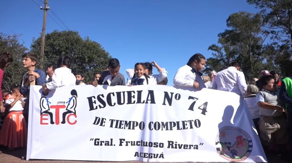 33 Orientales 33 Orientales