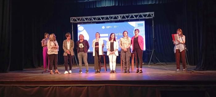 PROMOVER LA AUTONOMÍA ECONÓMICA DE LAS MUJERES PROMOVER LA AUTONOMÍA ECONÓMICA DE LAS MUJERES