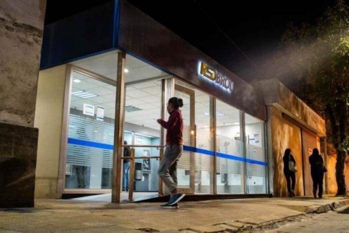 COBRAN FUNCIONARIOS COBRAN FUNCIONARIOS