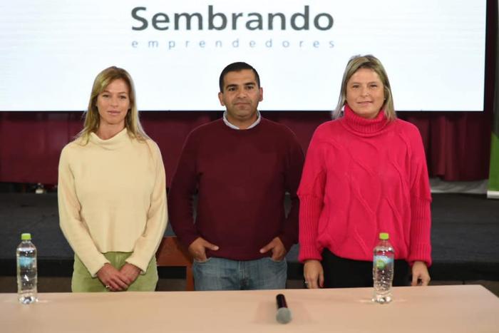 SEMBRANDO