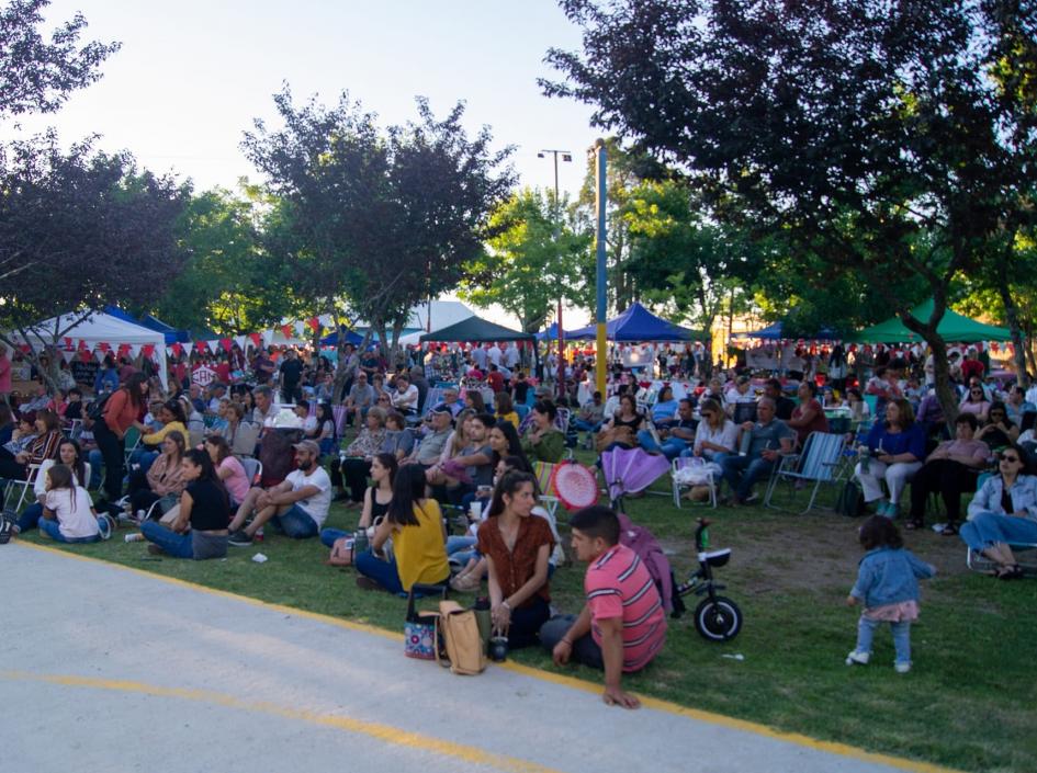 Público en Feria de Las Mendozas
