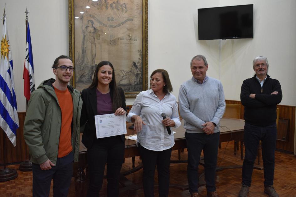 Entregaron certificados de talleres de Lengua de Señas