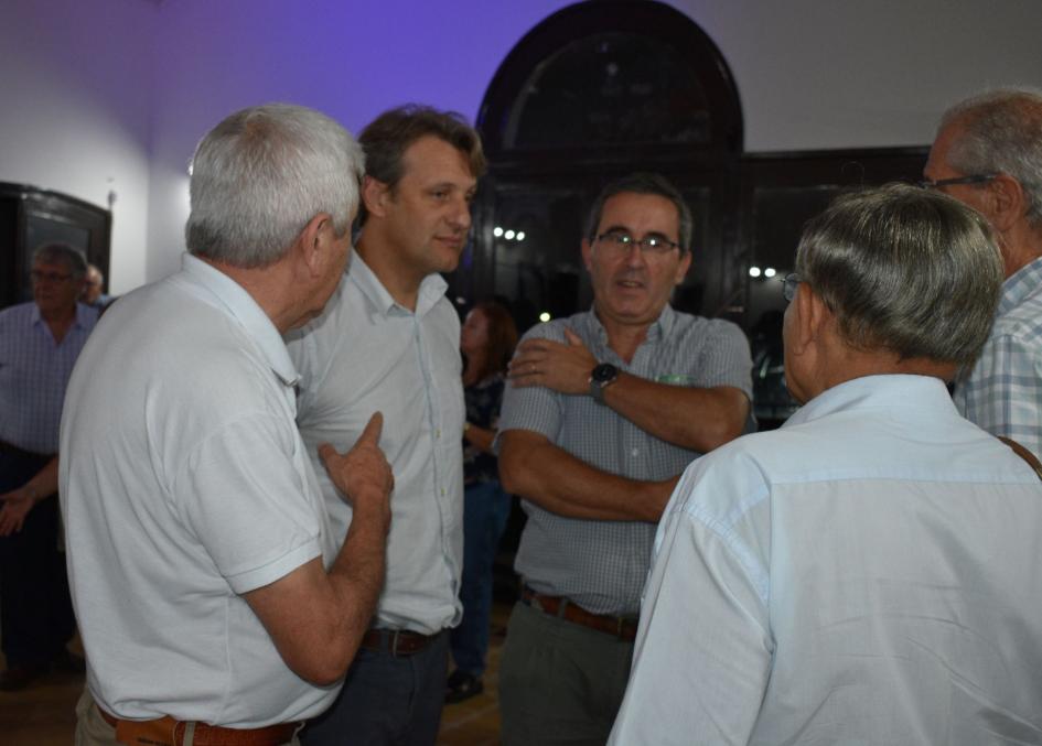 Homenaje a Roberto Diringuer ´´