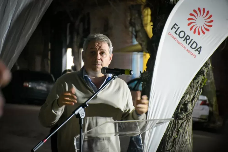Se inauguró en Sarandí Grande un espacio urbanistico junto a obras de urbanización y alumbrado