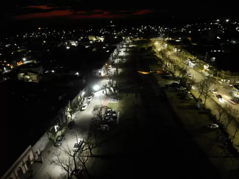Se inauguró en Sarandí Grande un espacio urbanistico junto a obras de urbanización y alumbrado