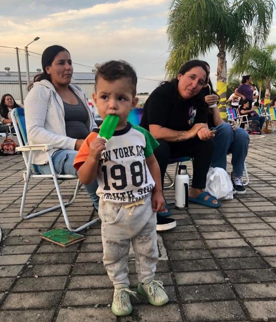 Fiesta de los 1000 helados en plaza Conde ´´