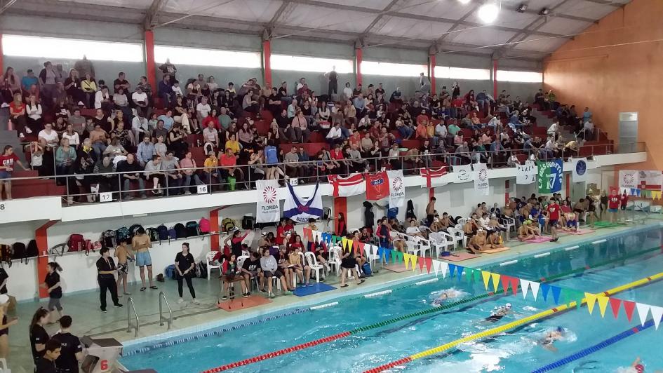 Metropolitano de natación en Piscina Departamental Metropolitano de natación en Piscina Departamental