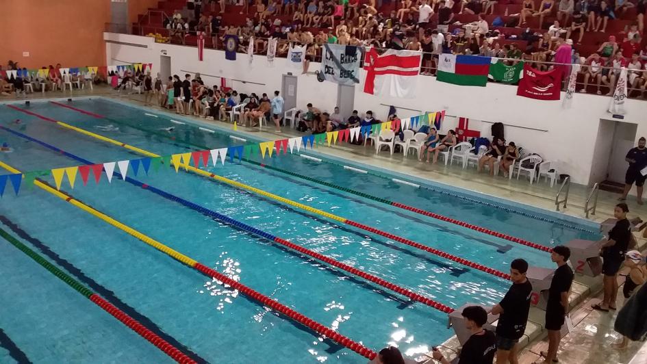 Metropolitano de natación en Piscina Departamental Metropolitano de natación en Piscina Departamental