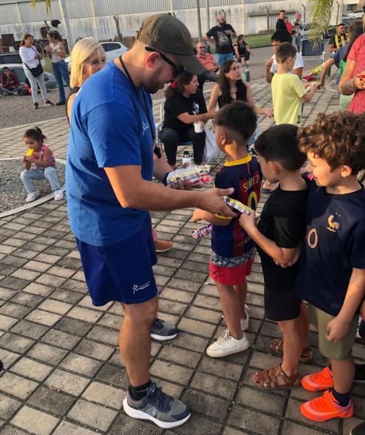 Fiesta de los 1000 helados en plaza Conde ´´